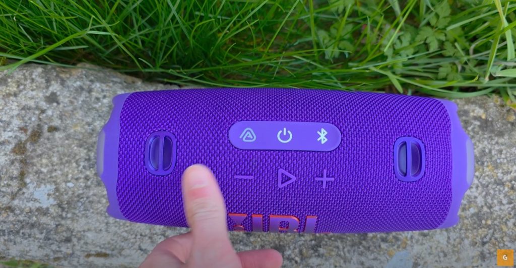 JBL Charge 6