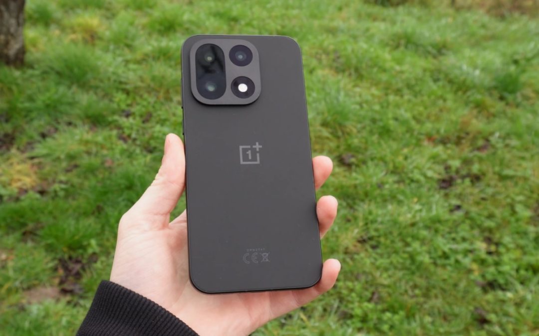 OnePlus 15 : Le test complet d&rsquo;un monstre à l&rsquo;autonomie record